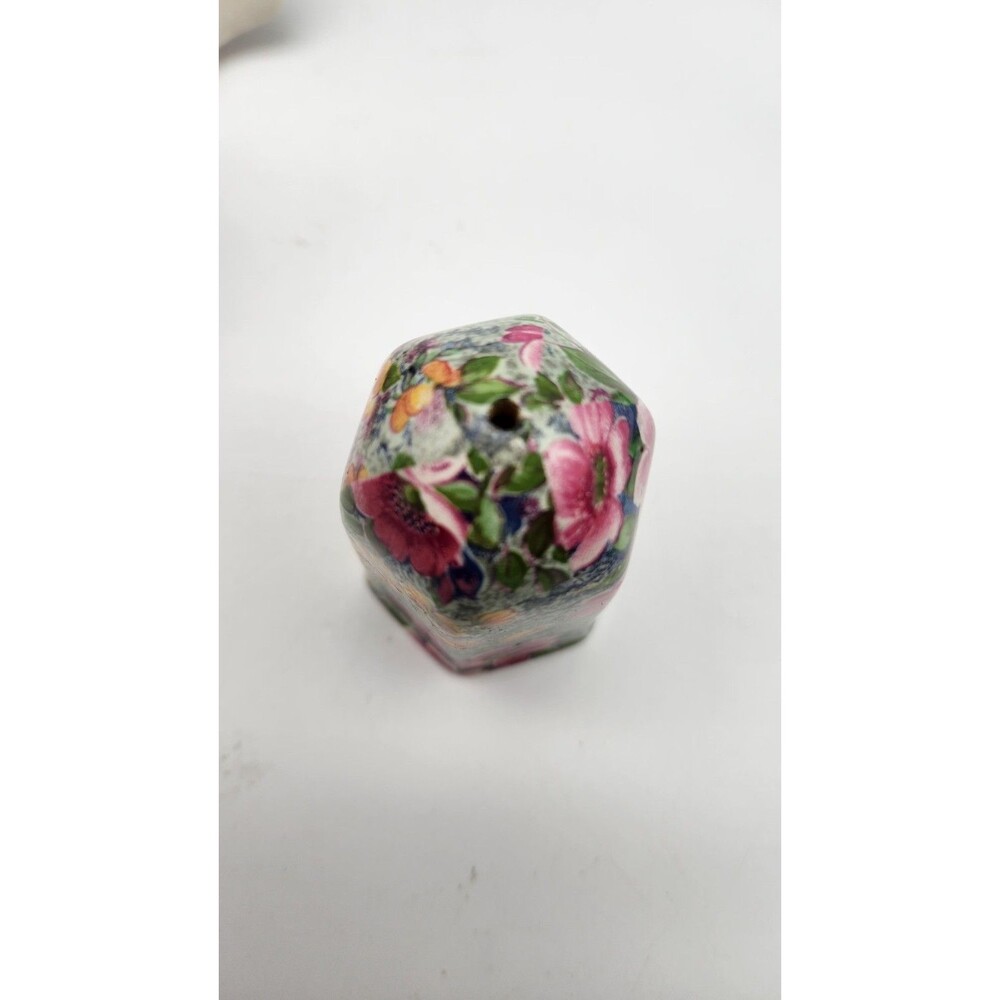 LORD NELSON ENGLISH FLORAL CHINTZ "BRIAR ROSE" BONE CHINA SALT & PEPPER SHAKERS - Picture 5 of 10